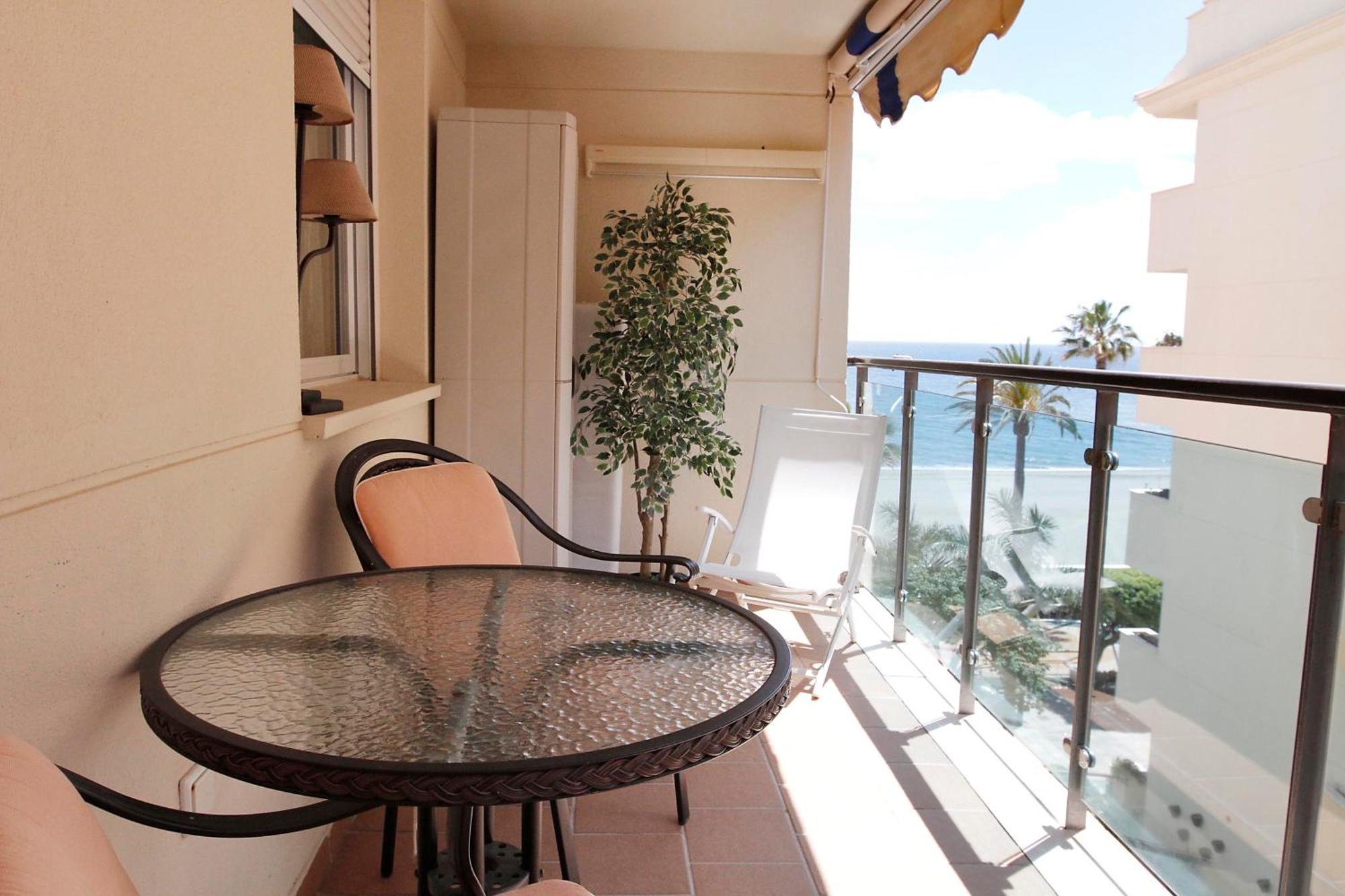 La Rada Beach Estepona Centro Экстерьер фото